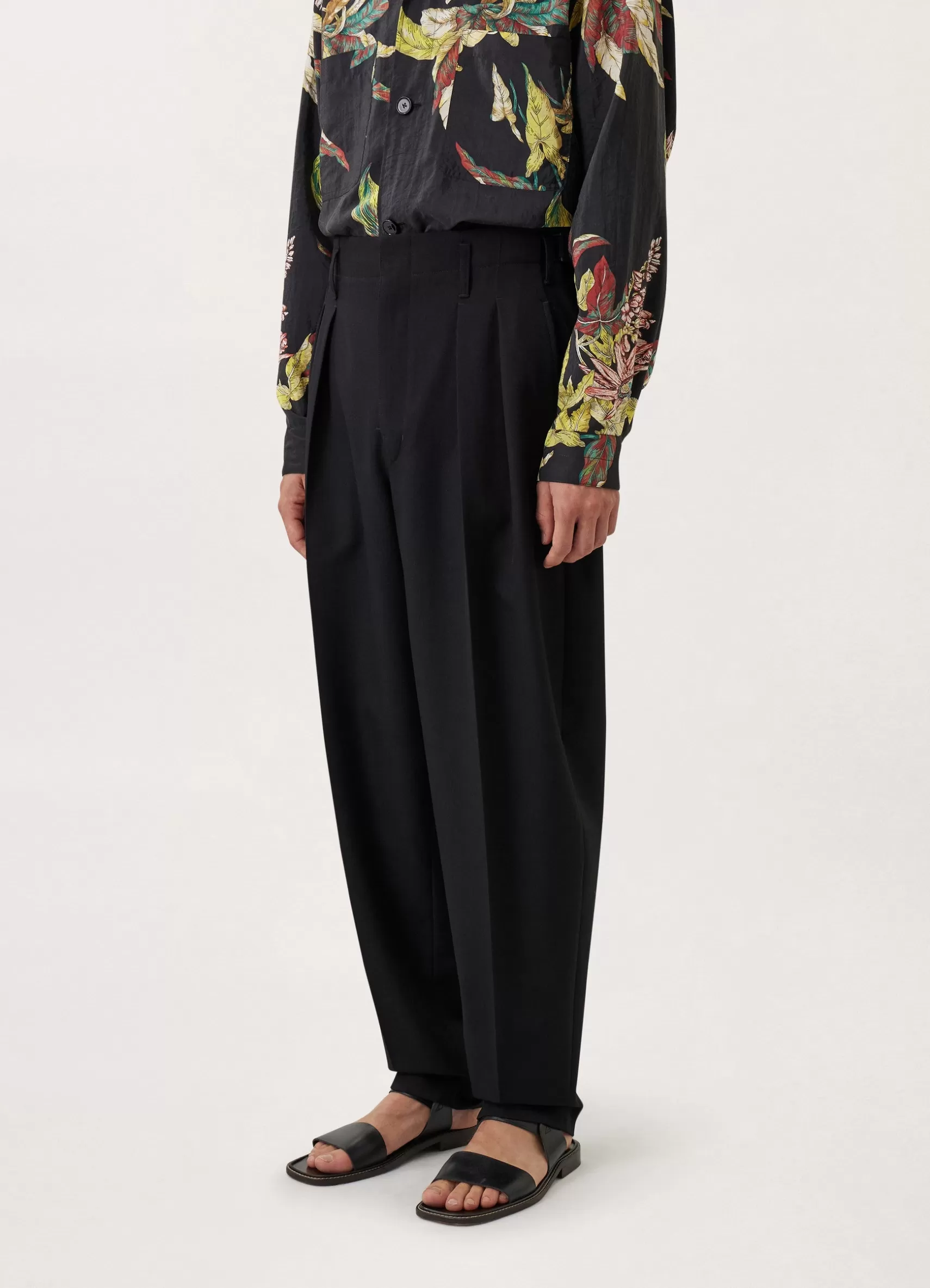 Pleated Tapered Pants<LEMAIRE Fashion